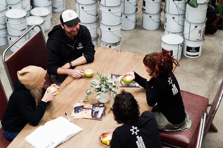 coffee-shop-small-business-shop-owner-couple